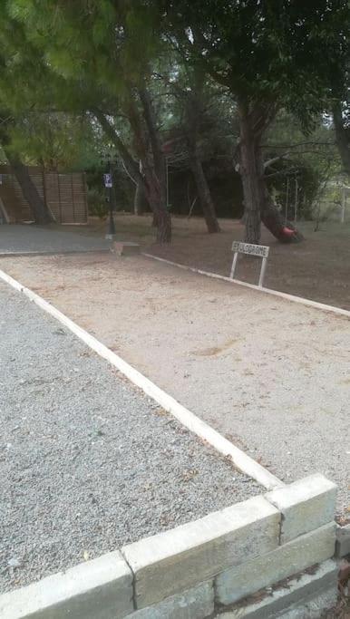 Gite Aux Aspres Logement De 65M² Fontcouverte  Экстерьер фото