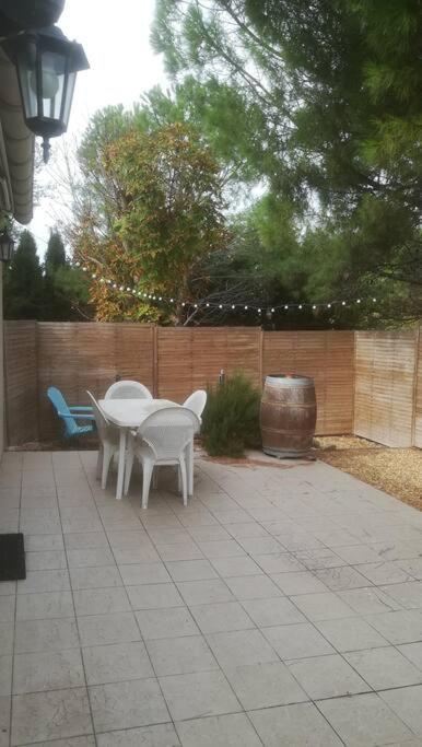 Gite Aux Aspres Logement De 65M² Fontcouverte  Экстерьер фото